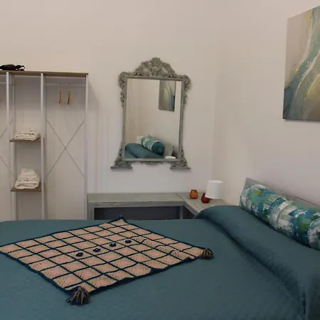 فندق مبيت وإفطار Coco & Lisbeth برينديسي