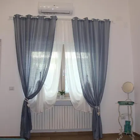 Coco & Lisbeth 3* برينديسي