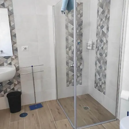 Coco & Lisbeth فندق مبيت وإفطار برينديسي