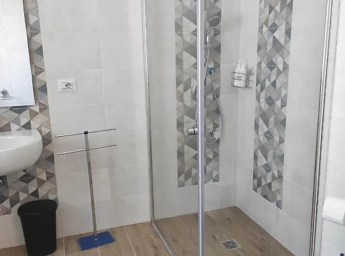 Coco & Lisbeth Oda ve Kahvaltı Brindisi