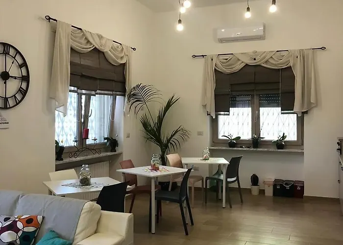 Coco & Lisbeth Oda ve Kahvaltı